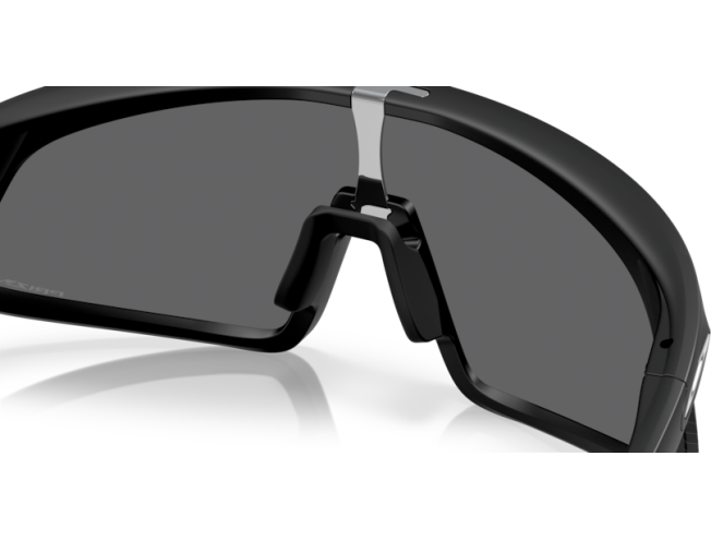 Päikeseprillid OAKLEY RSLV Matte Black Prizm Black